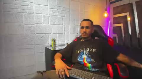 Axell Cross2 online show from 03/22/26, 04:27