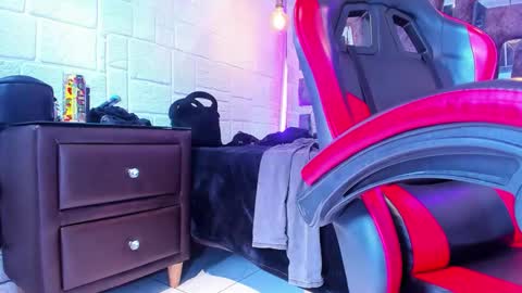 Axell Cross2 online show from 03/22/26, 04:43