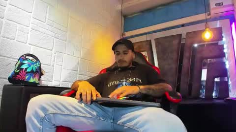 Axell Cross2 online show from 03/24/26, 12:04