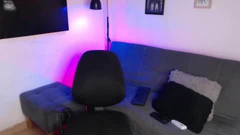 axell online show from 11/29/25, 01:41