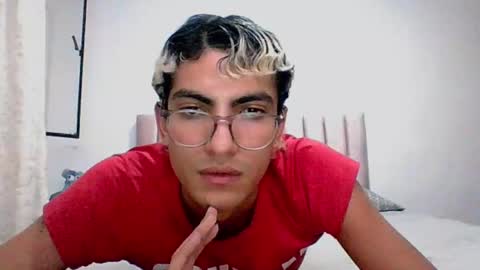 Axel  online show from 12/11/24, 01:15