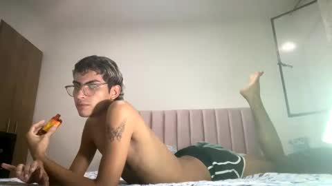 Axel  online show from 01/03/25, 04:44