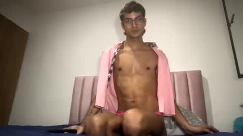 Axel  online show from 01/22/25, 05:59