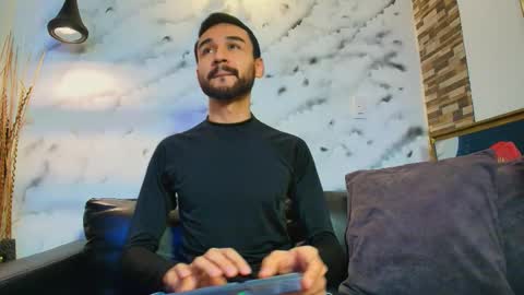 Axel Moon online show from 02/03/26, 10:04