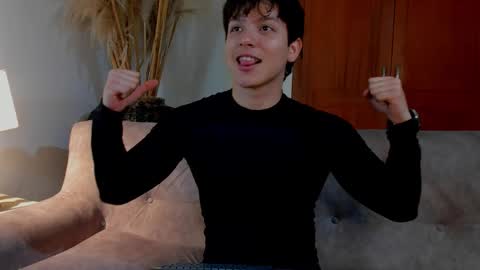 Axel Raven online show from 11/12/25, 03:01