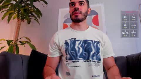 Axel Thompsom online show from 11/29/25, 12:08