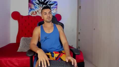 Axel online show from 11/25/25, 05:57