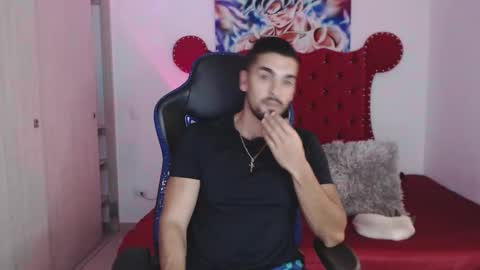 Axel online show from 02/02/26, 11:47