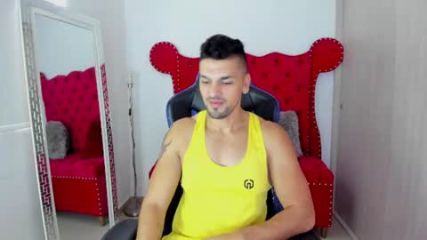 Axel online show from 07/25/26, 01:08