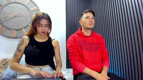 Axel and mia  online show from 02/11/25, 11:32