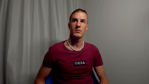 Axl online show from 09/17/25, 10:44