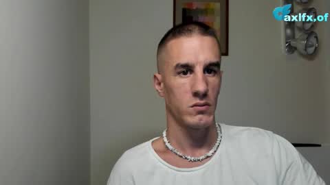 Axl online show from 10/21/25, 09:59