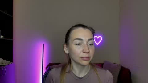 Snapshot of ay_kiss_jully chatting on 03/05/25, 04:02 Jully online show from 03/05/25, 04:02