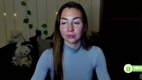 Snapshot of ay_kiss_jully chatting on 03/06/25, 09:31 Jully online show from 03/06/25, 09:31