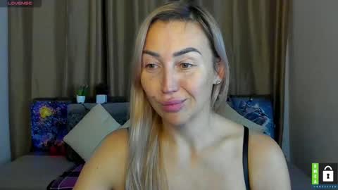 Jully online show from 12/01/25, 06:24