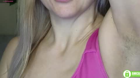 Jully online show from 12/17/25, 06:36