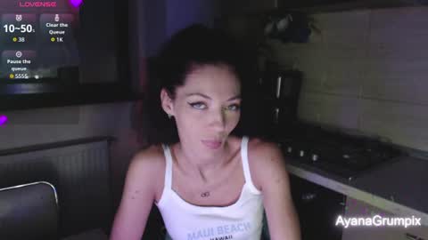 Snapshot of ayanagrumpixx chatting on 07/25/26, 02:20 AyanaGrumpixx online show from 07/25/26, 02:20