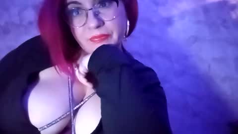 Ayanna online show from 12/01/25, 07:52