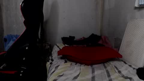 ayantipondz69 online show from 10/15/25, 08:09