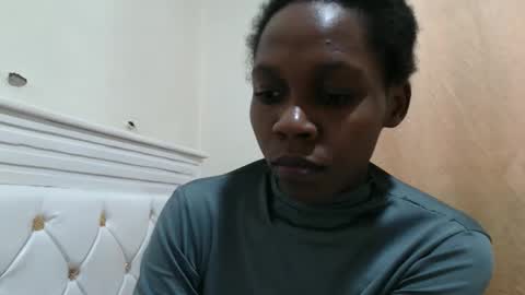 Snapshot of ayatie chatting on 09/26/25, 09:46 Ayie online show from 09/26/25, 09:46