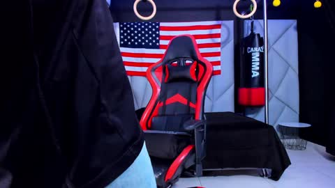 Snapshot of aydenmillerdom chatting on 01/13/25, 01:45 Ayden Miller online show from 01/13/25, 01:45