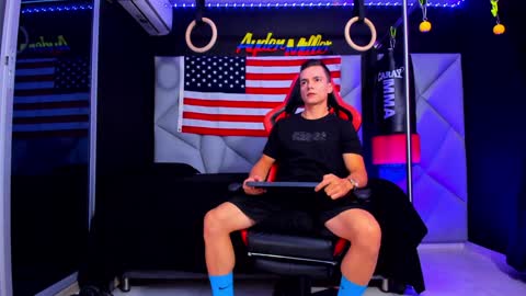 Snapshot of aydenmillerdom chatting on 01/26/25, 03:06 Ayden Miller online show from 01/26/25, 03:06