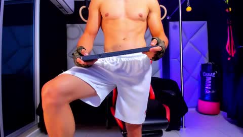 Snapshot of aydenmillerdom chatting on 02/21/25, 11:10 Ayden Miller online show from 02/21/25, 11:10