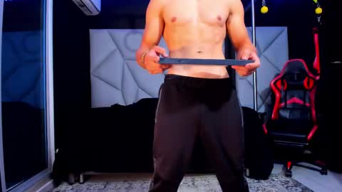 Snapshot of aydenmillerdom chatting on 03/08/25, 02:30 Ayden Miller online show from 03/08/25, 02:30