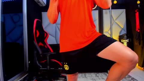 Snapshot of aydenmillerdom chatting on 03/09/25, 04:05 Ayden Miller online show from 03/09/25, 04:05