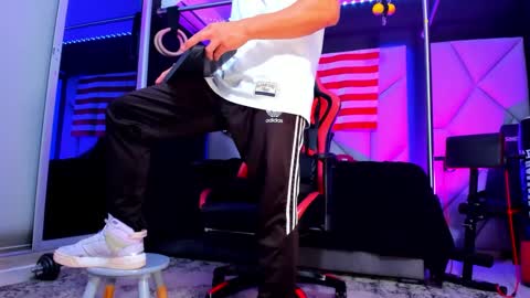 Snapshot of aydenmillerdom chatting on 09/24/25, 12:58 Ayden Miller online show from 09/24/25, 12:58