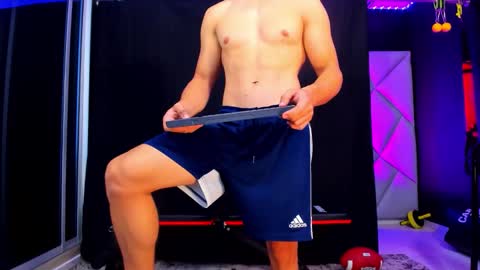 Snapshot of aydenmillerdom chatting on 10/27/25, 02:37 Ayden Miller online show from 10/27/25, 02:37