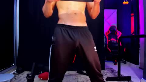 Snapshot of aydenmillerdom chatting on 10/27/25, 07:29 Ayden Miller online show from 10/27/25, 07:29