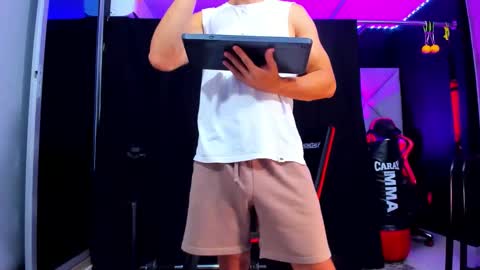 Snapshot of aydenmillerdom chatting on 11/03/25, 12:13 Ayden Miller online show from 11/03/25, 12:13