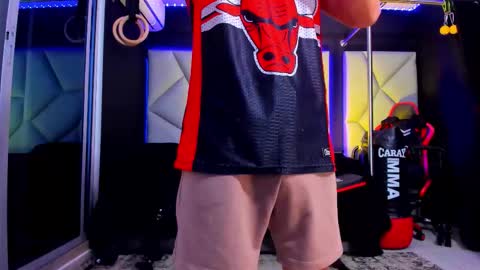 Snapshot of aydenmillerdom chatting on 11/25/25, 02:55 Ayden Miller online show from 11/25/25, 02:55