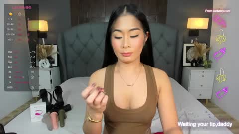 Snapshot of ayesha_palvin chatting on 01/10/25, 12:38 Ayesha online show from 01/10/25, 12:38