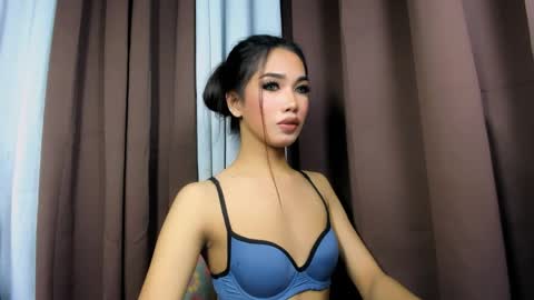 Snapshot of ayicum chatting on 04/04/26, 01:41 ur lovely ayi online show from 04/04/26, 01:41