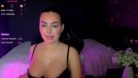 Snapshot of ayla_demir chatting on 02/15/26, 09:55 Ayla Demir online show from 02/15/26, 09:55