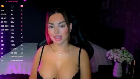 Snapshot of ayla_demir chatting on 02/25/26, 09:46 Ayla Demir online show from 02/25/26, 09:46