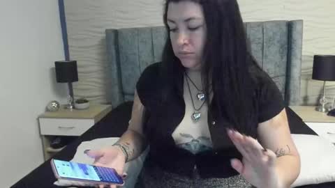 Snapshot of ayleen_miller chatting on 02/19/26, 03:52 ayleen miller online show from 02/19/26, 03:52