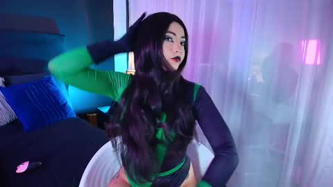 Snapshot of aylen_darkmoor chatting on 05/25/26, 07:53 Aylen online show from 05/25/26, 07:53