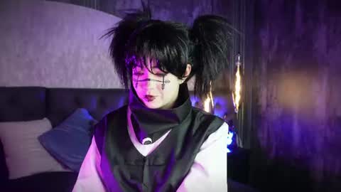 Snapshot of aylen_darkmoor chatting on 06/26/26, 06:23 Aylen online show from 06/26/26, 06:23