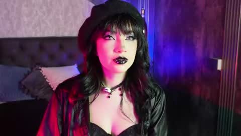 Snapshot of aylen_darkmoor chatting on 07/07/26, 05:06 Aylen online show from 07/07/26, 05:06