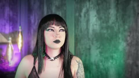 Snapshot of aylen_darkmoor chatting on 07/29/26, 07:12 Aylen online show from 07/29/26, 07:12