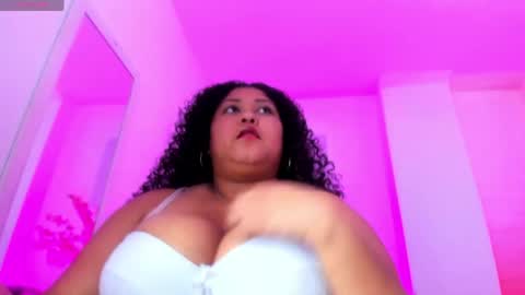 Ayliinn  online show from 04/21/26, 01:42