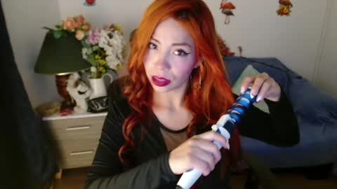 Snapshot of aylin_diazz chatting on 04/26/26, 11:41 Aylin online show from 04/26/26, 11:41