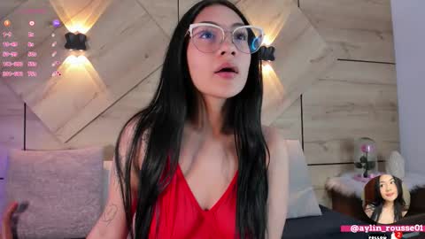 ayllin  online show from 10/27/25, 07:40