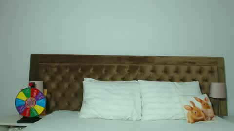 Aylin online show from 10/27/25, 03:21