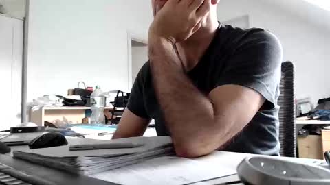 aylinniyerim online show from 03/25/26, 08:42