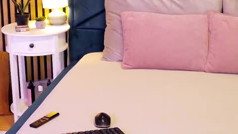 AylinRosee online show from 04/23/26, 02:46