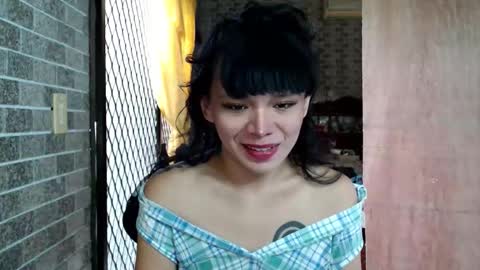 aymkyline online show from 11/12/25, 02:01